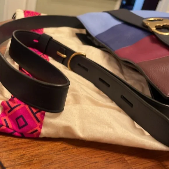 Tory Burch Gemini Belted crossbody Hobo - Picture 10 of 11